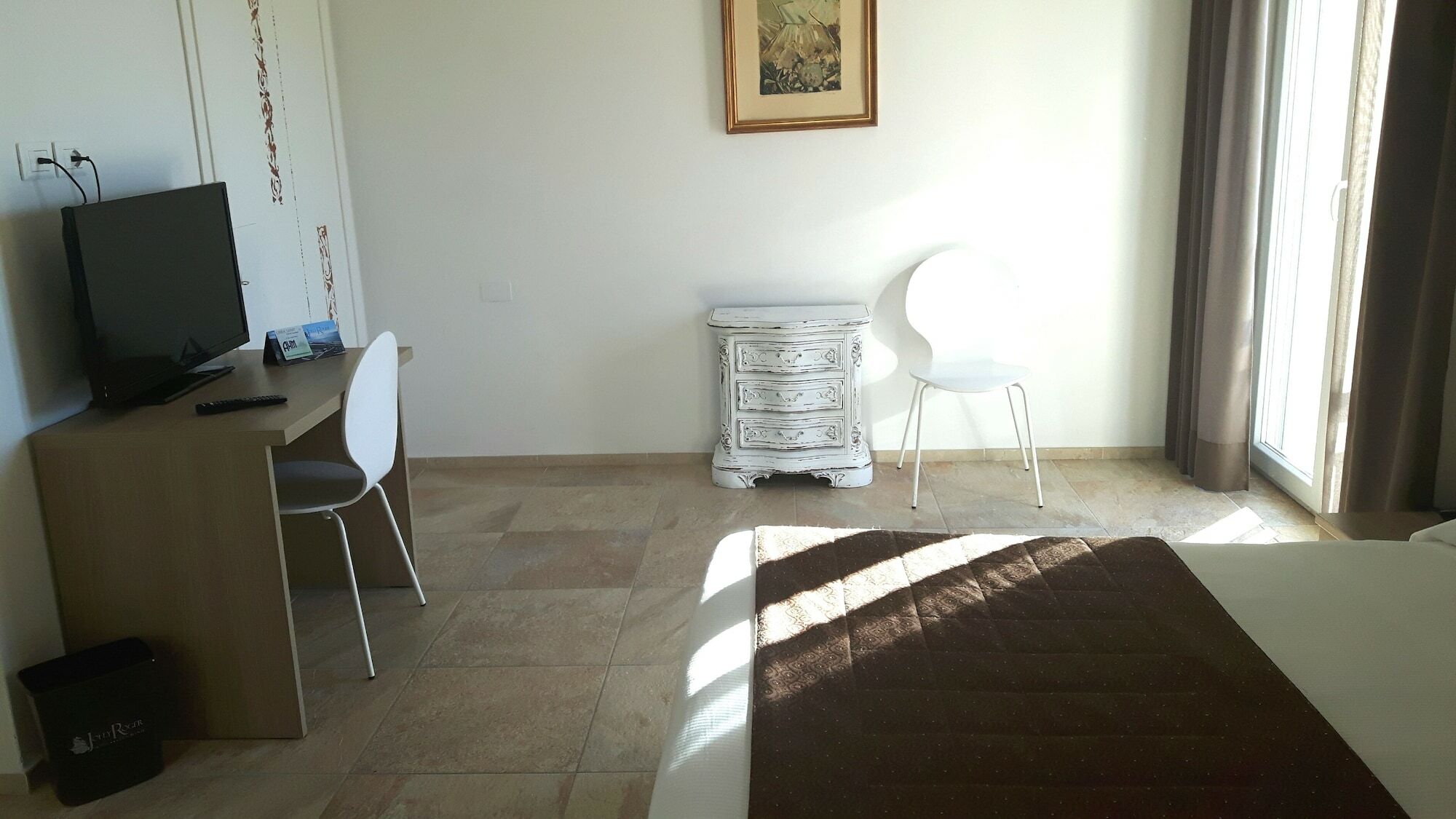 Hotel Jolly Roger Pietra Ligure Bagian luar foto